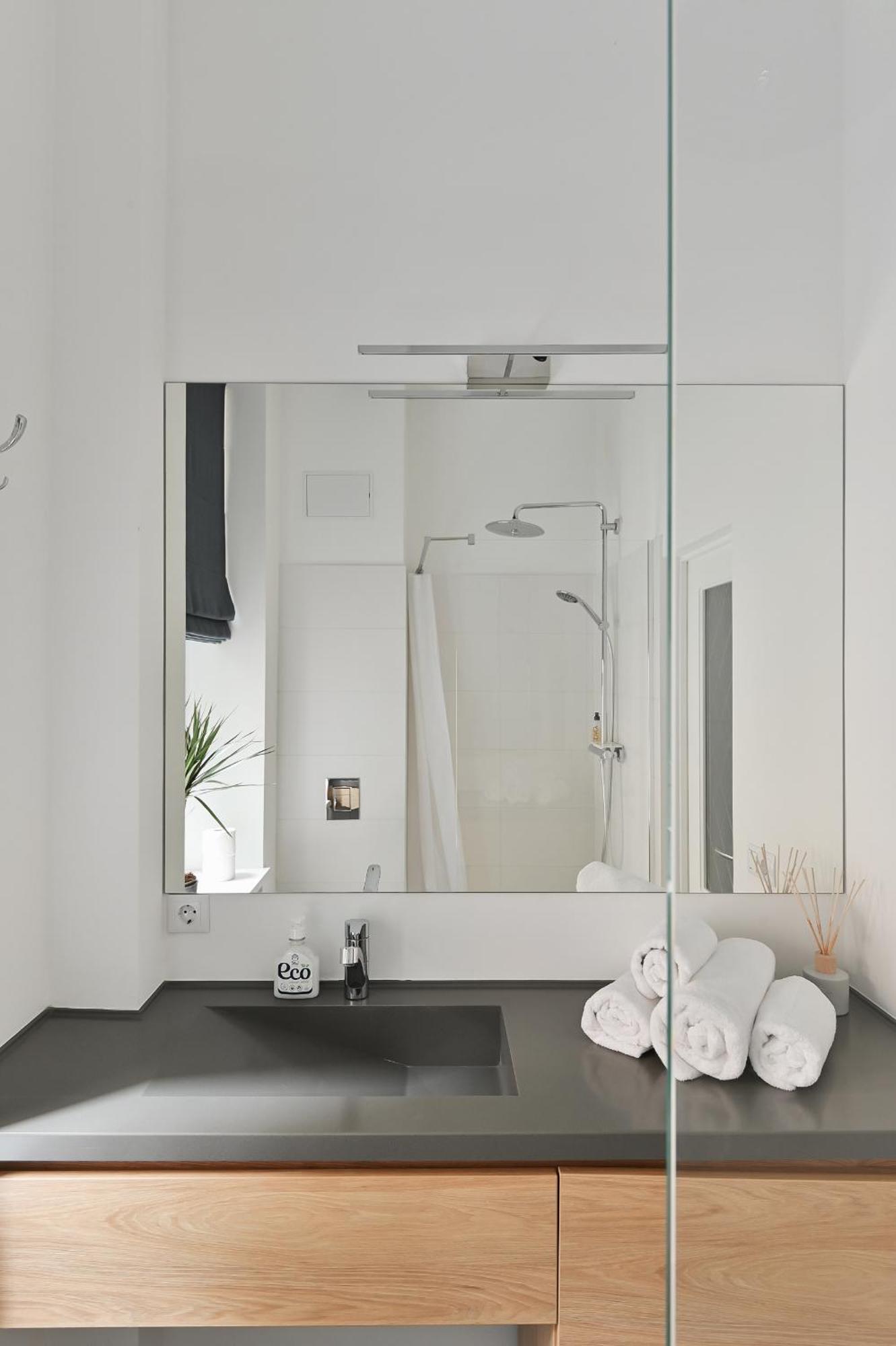 Lovely Studio Apartment In The Heart Of リガ エクステリア 写真
